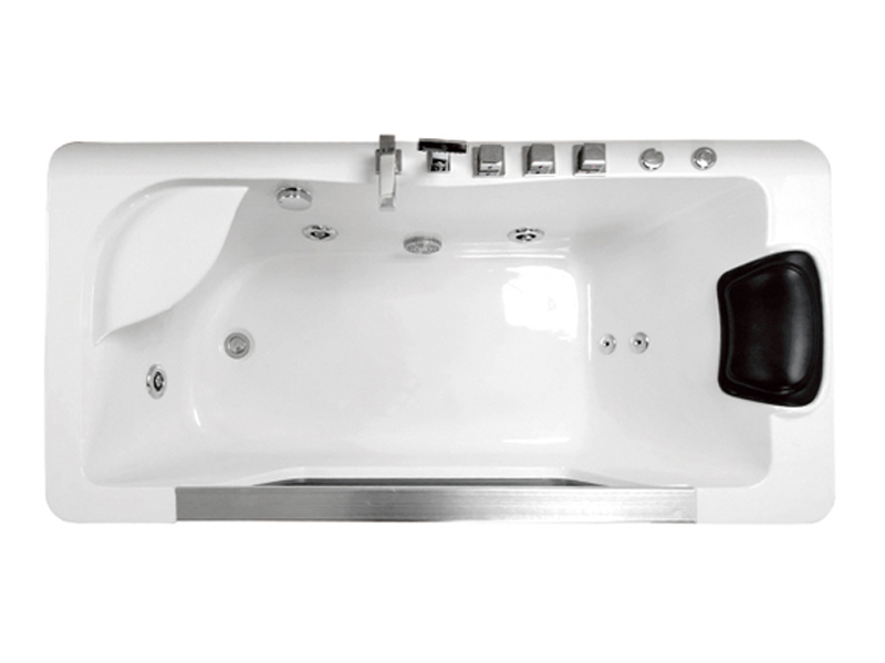 8307 Whirlpool bathtub with hand shower